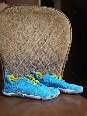 Vibram FiveFingers KMD EVO Blue Green White Hiking Trail Barefoot Running Shoes